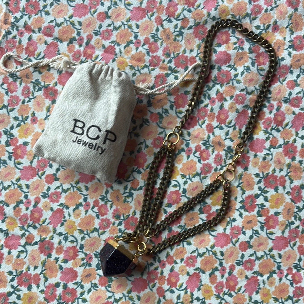 BCP Jewelry Gold and Black Pendant Necklace